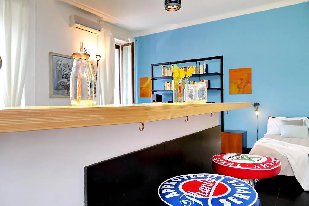 Joivy Colorful Studio For 2 Near City Life Apartment Milan