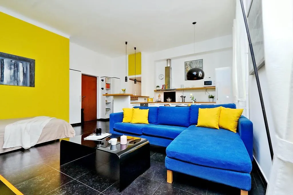 Joivy Colorful Studio For 2 Near City Life Apartment Milan